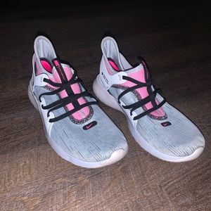 Nike Flex Contact 3 Sneakers